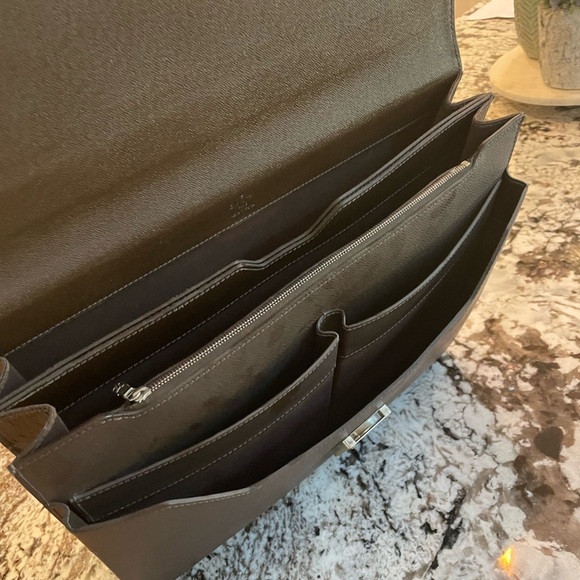Men’s Louis Vuitton Briefcase - Picture 2 of 3
